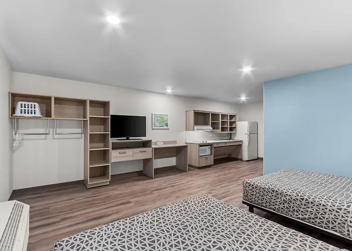 Woodspring Suites Gilbert - Mesa Gateway Airport