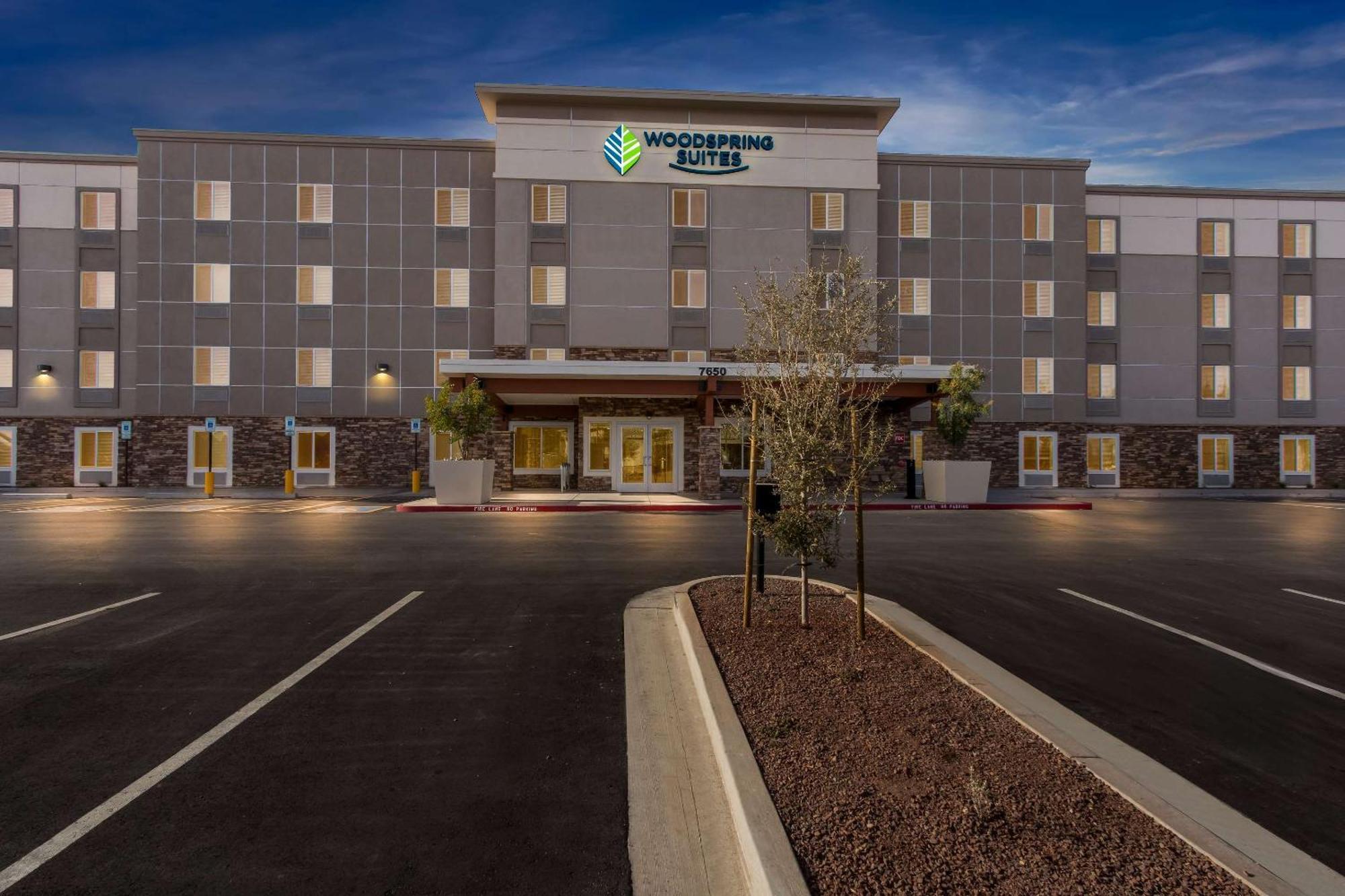 Woodspring Gilbert - Mesa Gateway Airport Hotel *