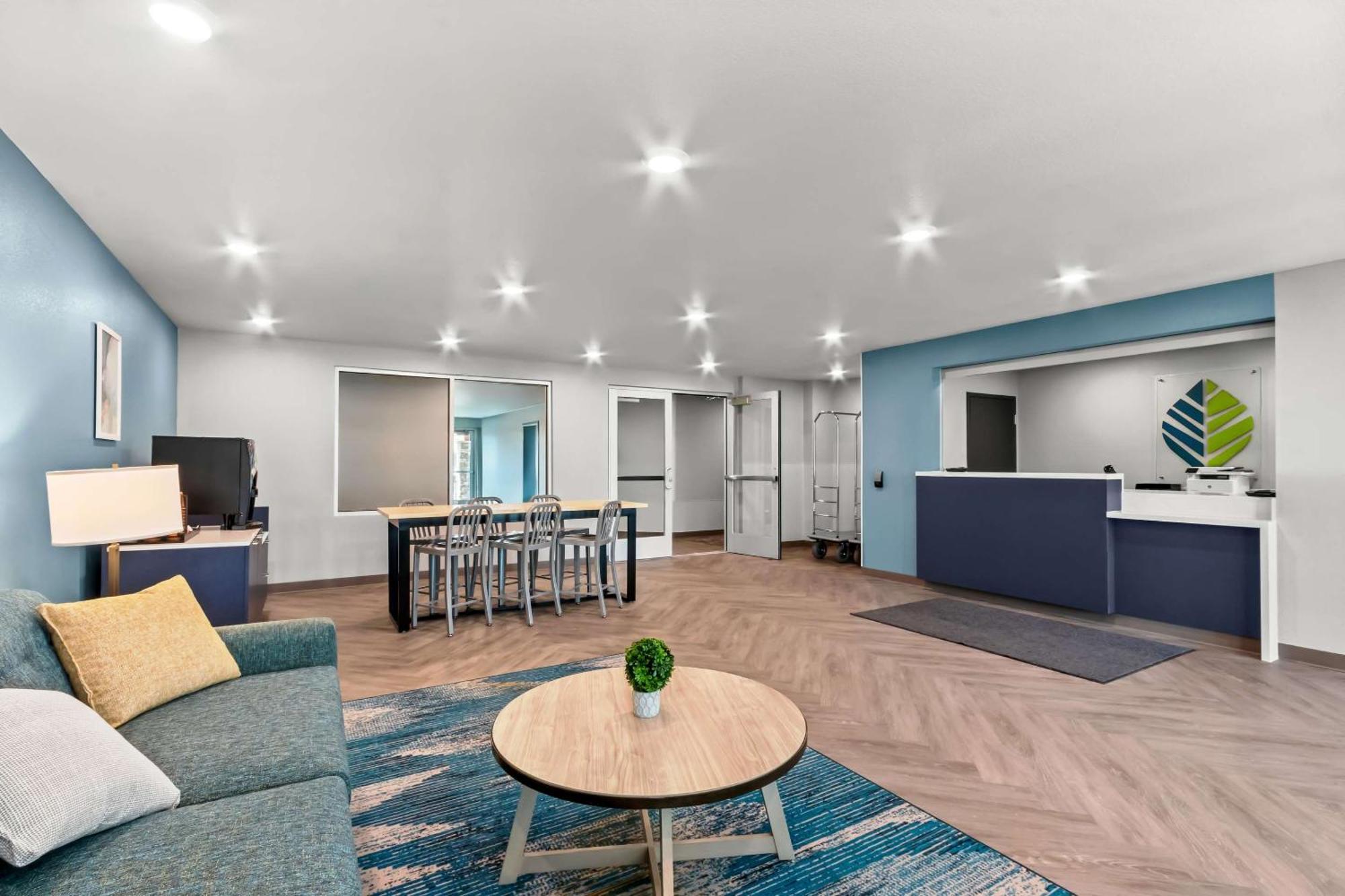 Hotel Woodspring Gilbert - Mesa Gateway Airport *