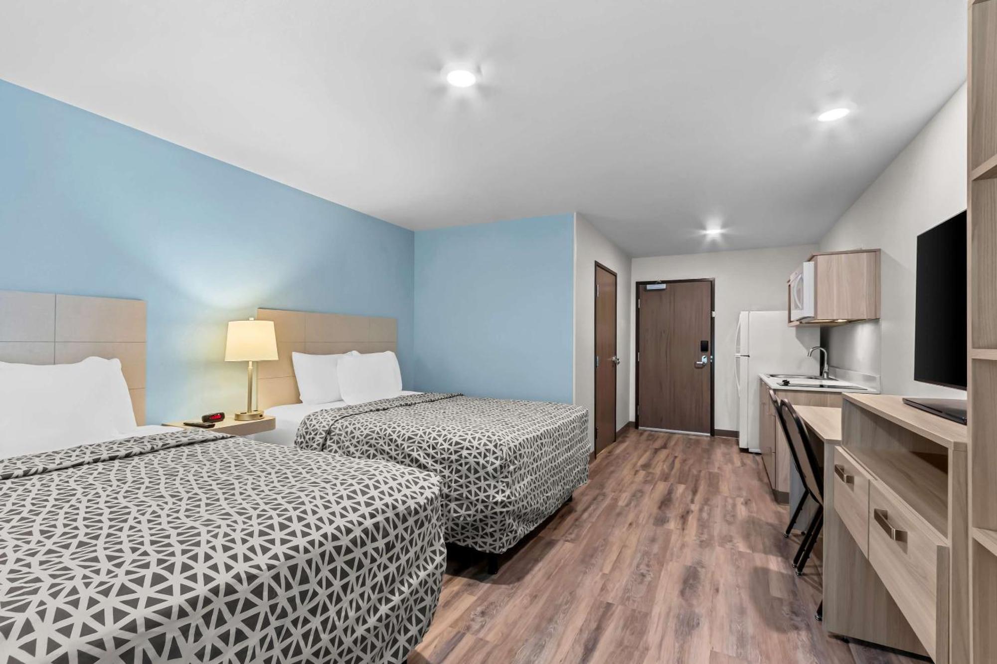 Woodspring Gilbert - Mesa Gateway Airport Hotel *
